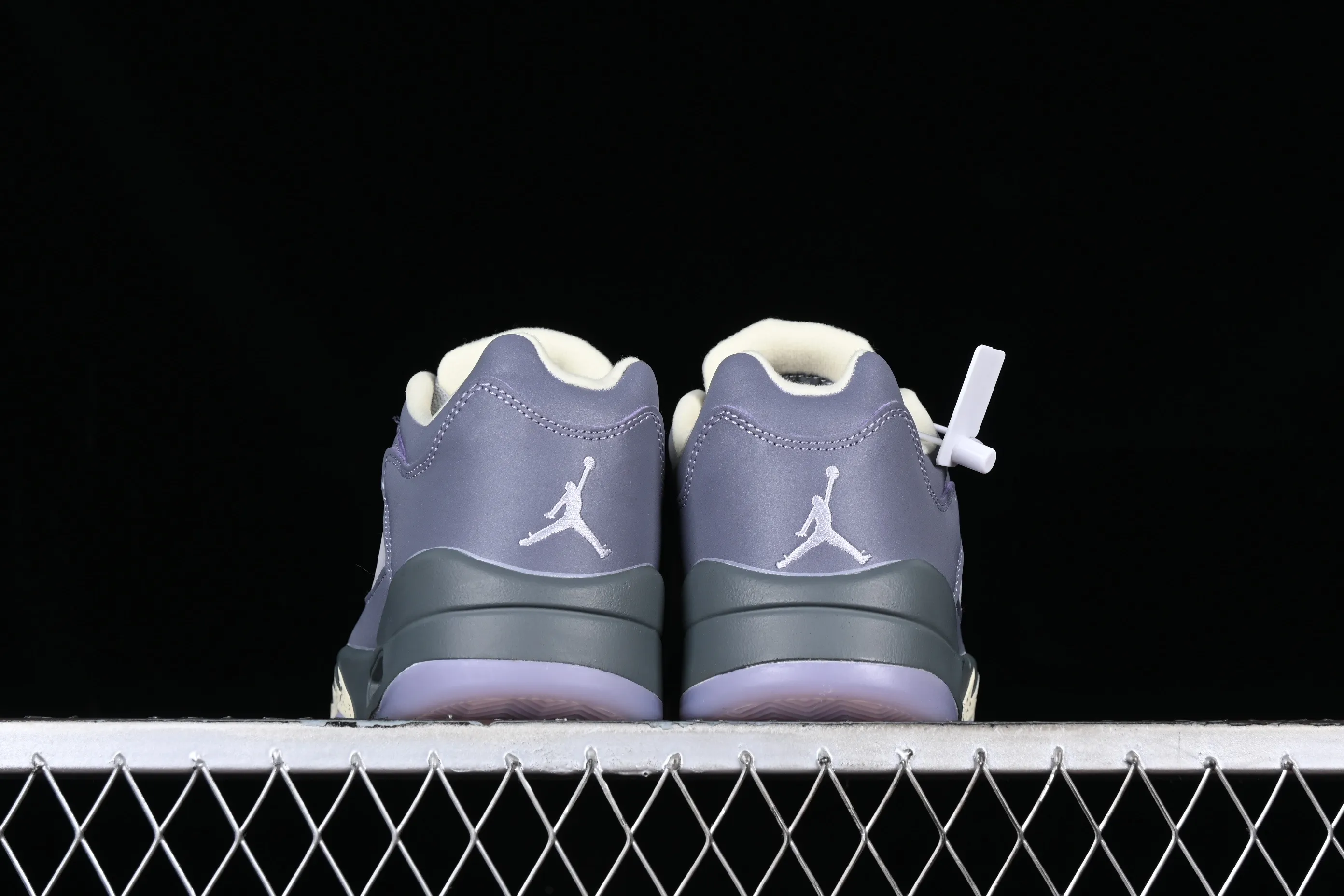 All categories Air Jordan Jordan series basketball shoes Air Jordan 5 G version Air Jordan 5 Low "Indigo Haze" AJ5 Joe 5 3M reflective indigo fog color low-top basketball shoes FJ4563-500